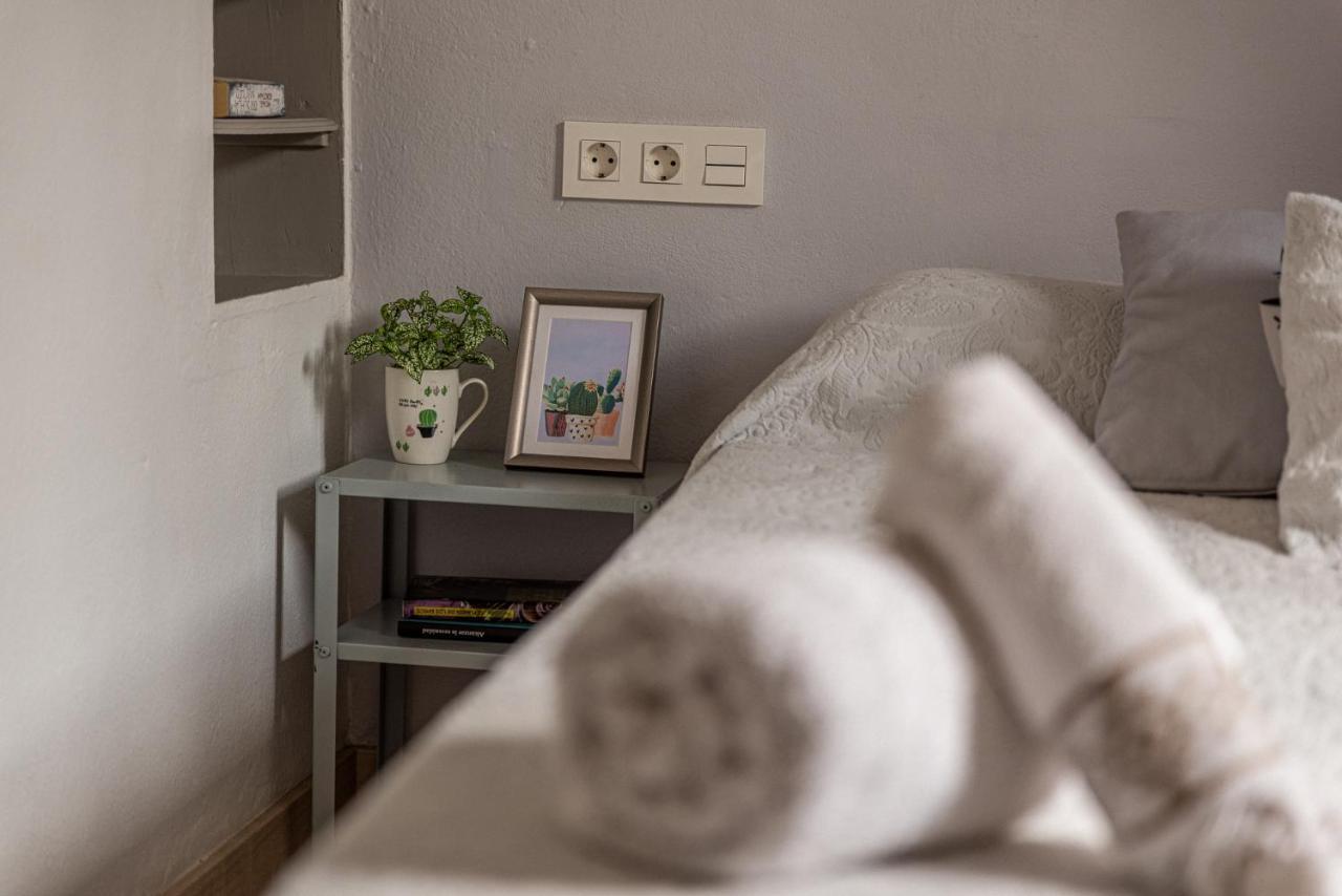 Blue Castle Guesthouse Malaga Zewnętrze zdjęcie