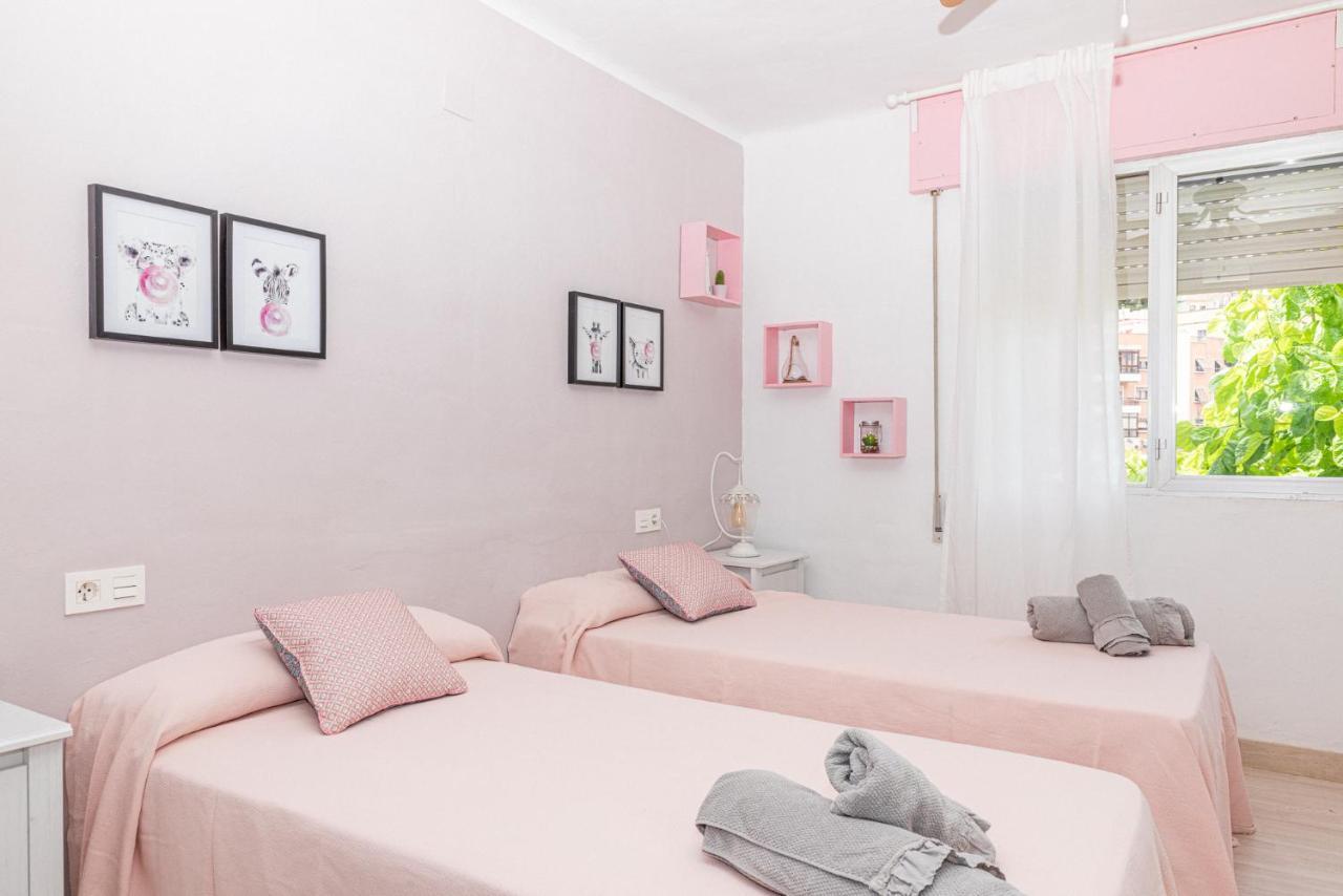 Blue Castle Guesthouse Malaga Zewnętrze zdjęcie