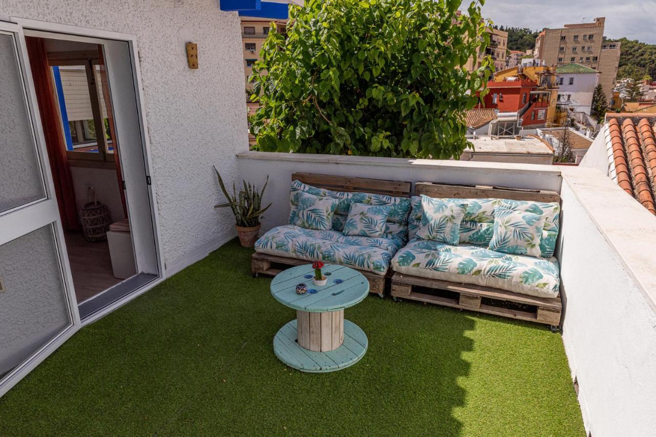 Blue Castle Guesthouse Malaga Zewnętrze zdjęcie