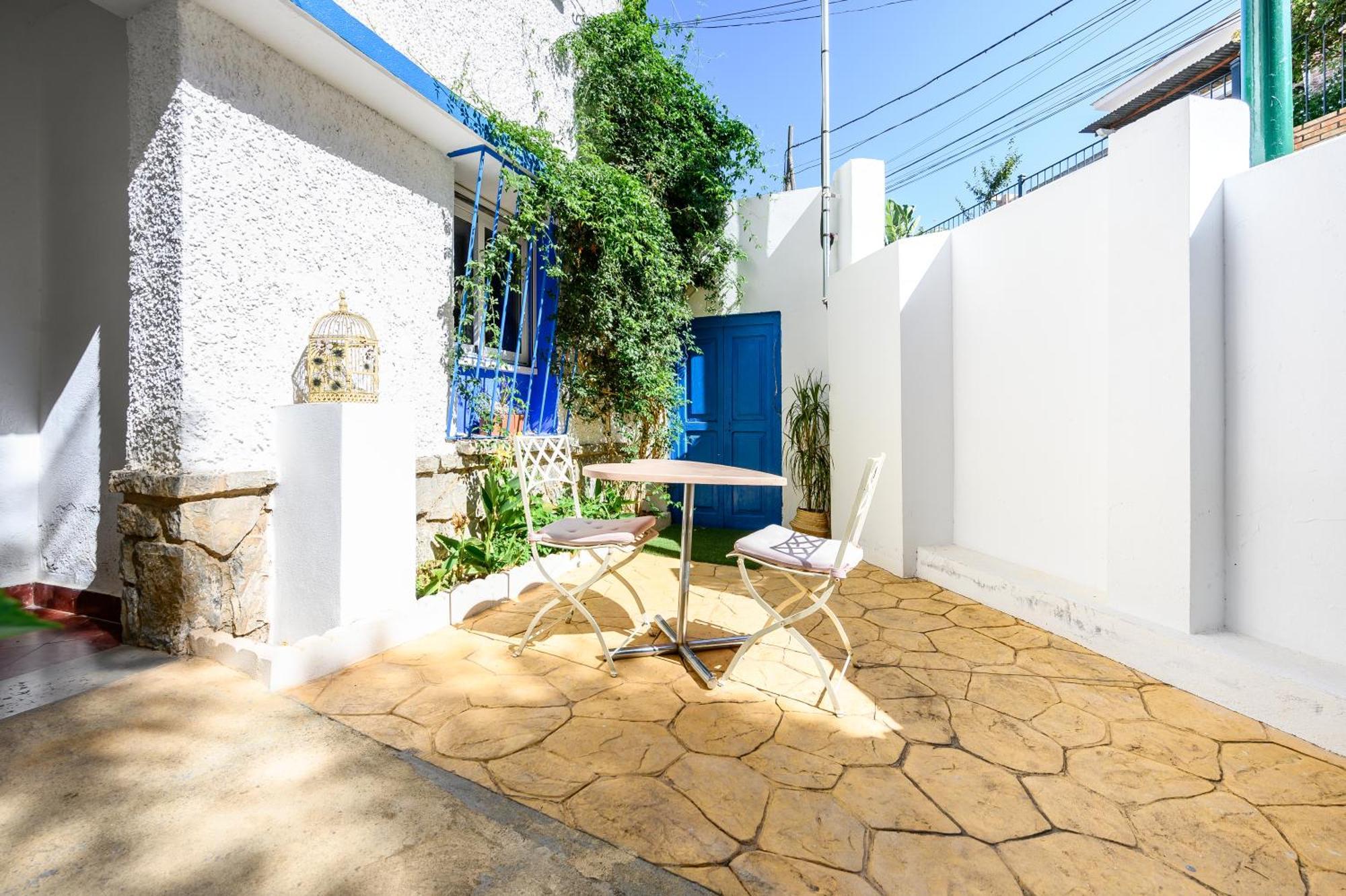 Blue Castle Guesthouse Malaga Zewnętrze zdjęcie