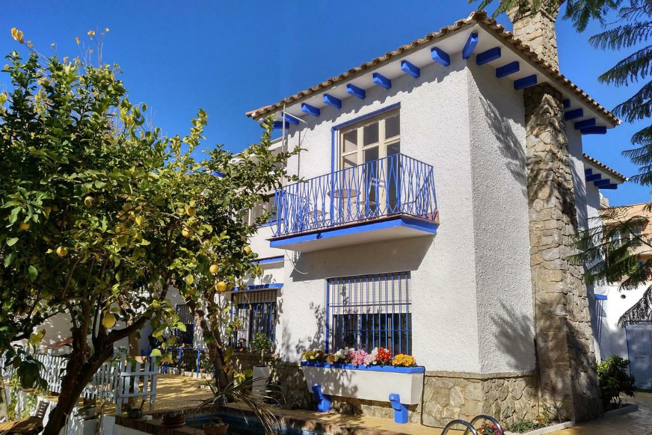 Blue Castle Guesthouse Malaga Zewnętrze zdjęcie